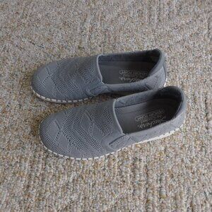 Skechers Gray Knit Slip In Shoe ~ 8-1/2 M ~ Pre-owned